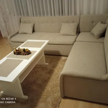 Apartmani Knezevic Ivisovo Greblje Exterior foto