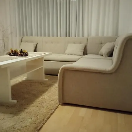Apartmani Knezevic Ivisovo Greblje Exterior foto